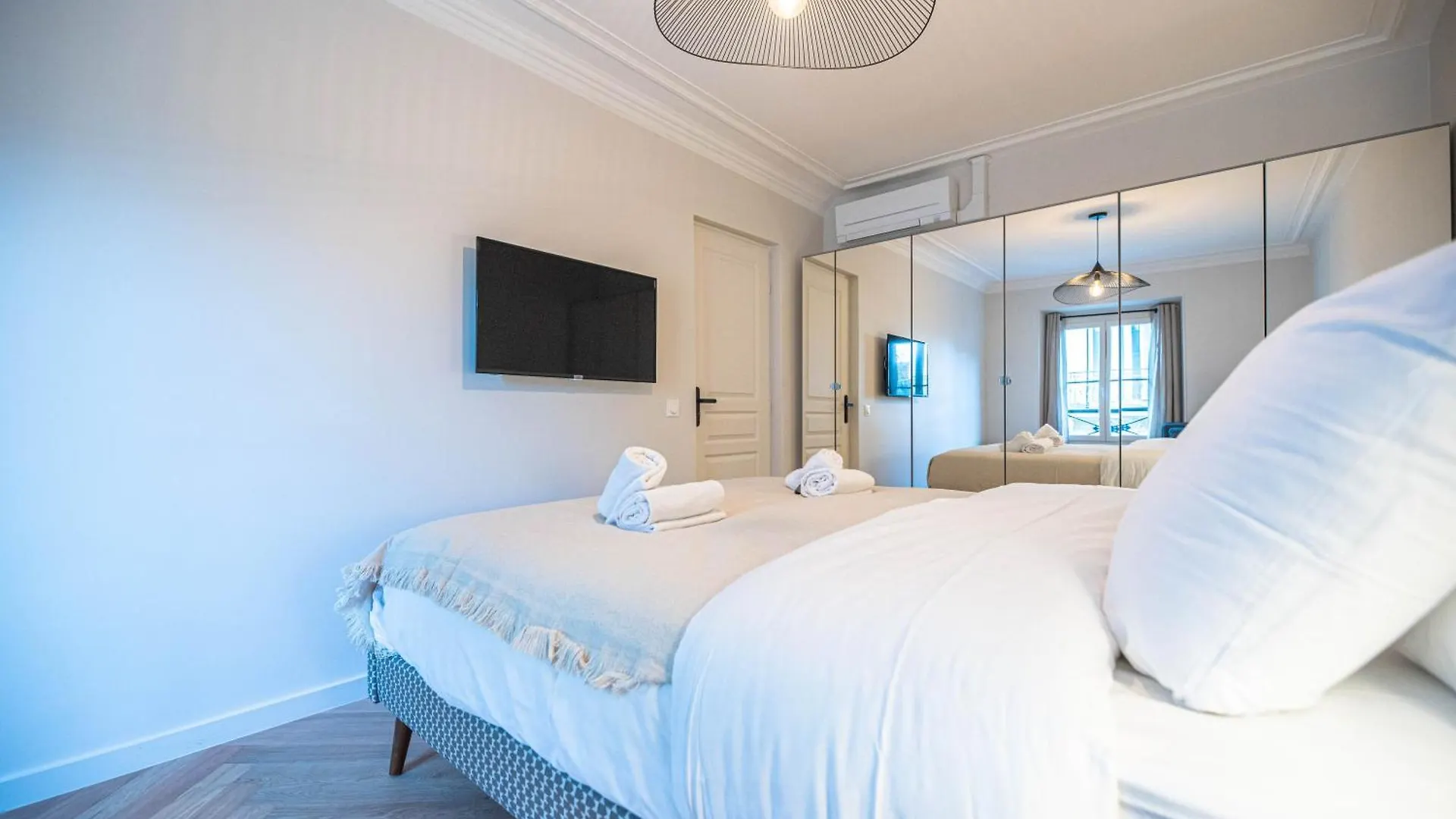 Luxury Apartments In Paris Center